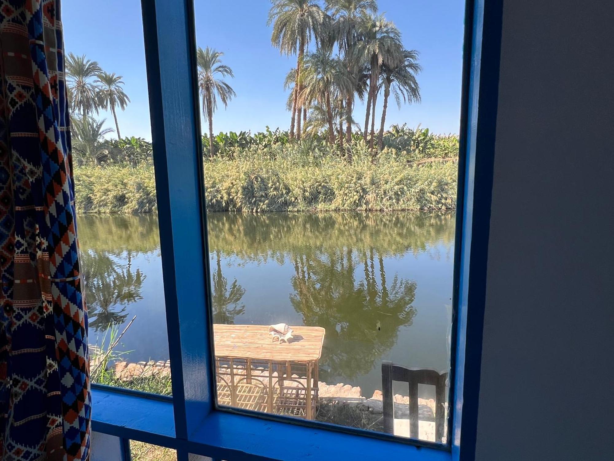 Luxor Old Nile Hotel Bagian luar foto